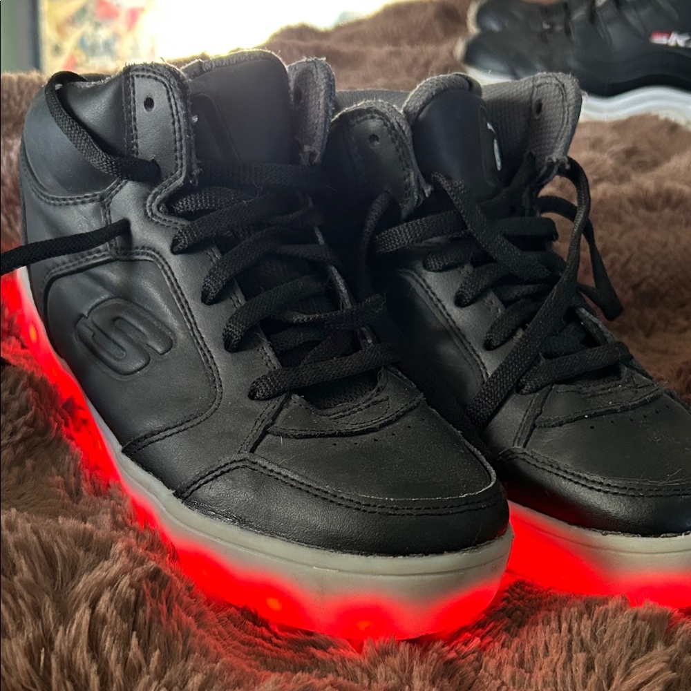 Skechers Black Sneakers with  Light-Up Soles